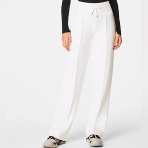 NEW SPANX Air Essenitals luxe wide leg pants